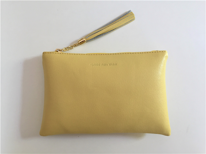 Busta in Pelle con tracolla